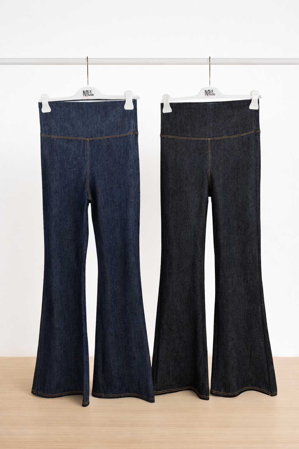 [MIXMUSE.COUTURE] Pantaloni MENO CINQUE, Modellanti A Zampa