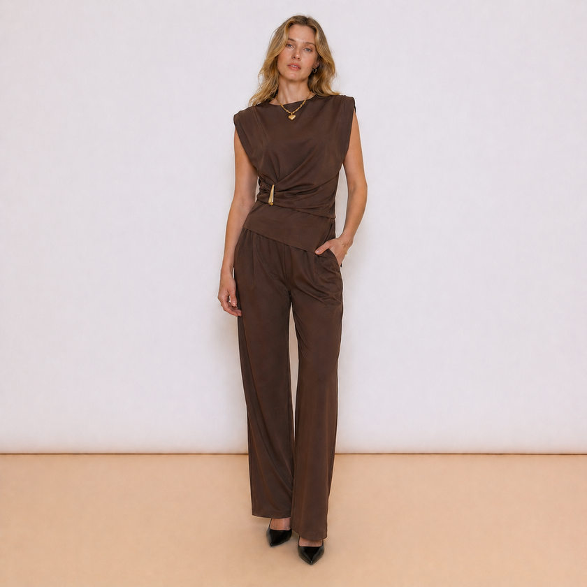 [MIXMUSE.NOHO] Completo Due Pezzi Con Top Asimmettrico Drappeggiato E Pantalone Morbido