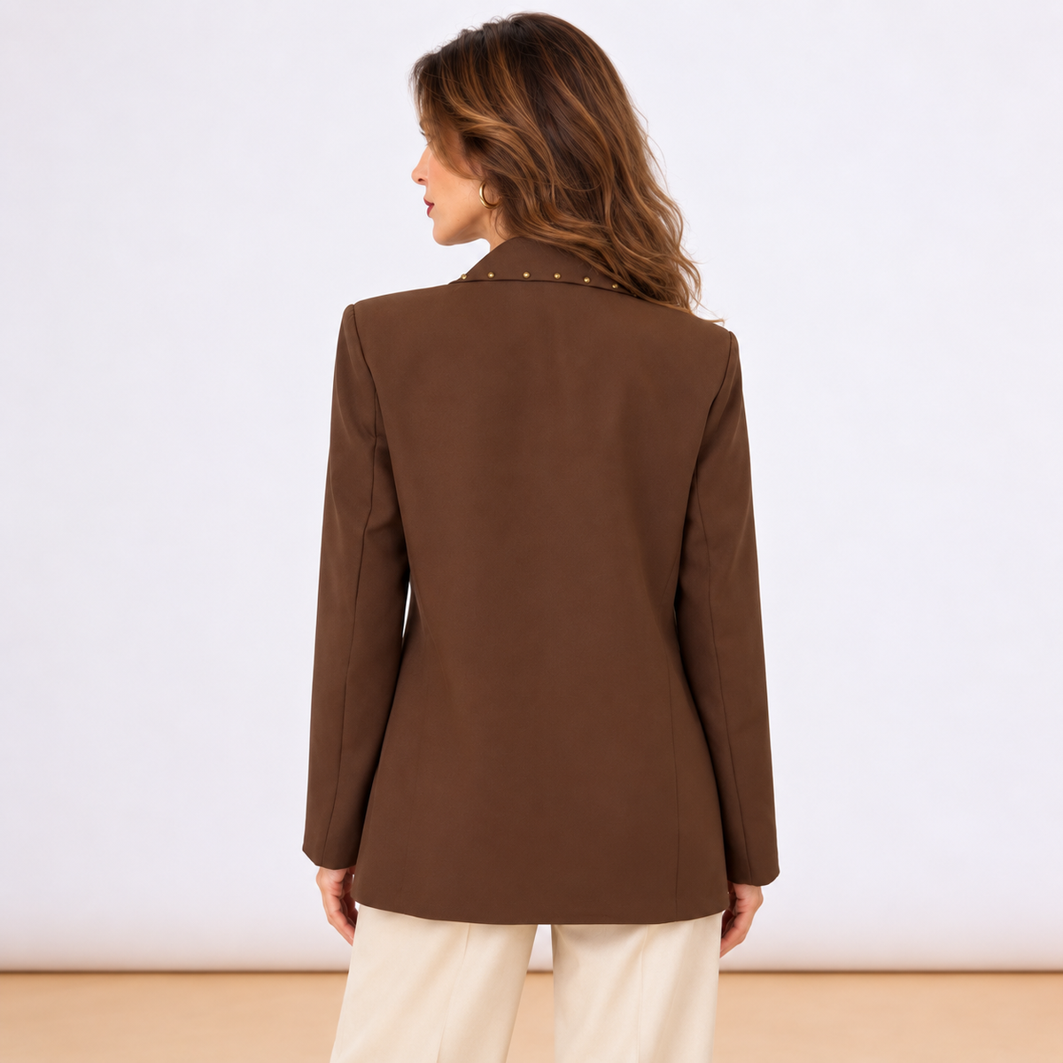 [MIXMUSE.NOHO] Blazer Con Solapas Decoradas Con Tachuelas