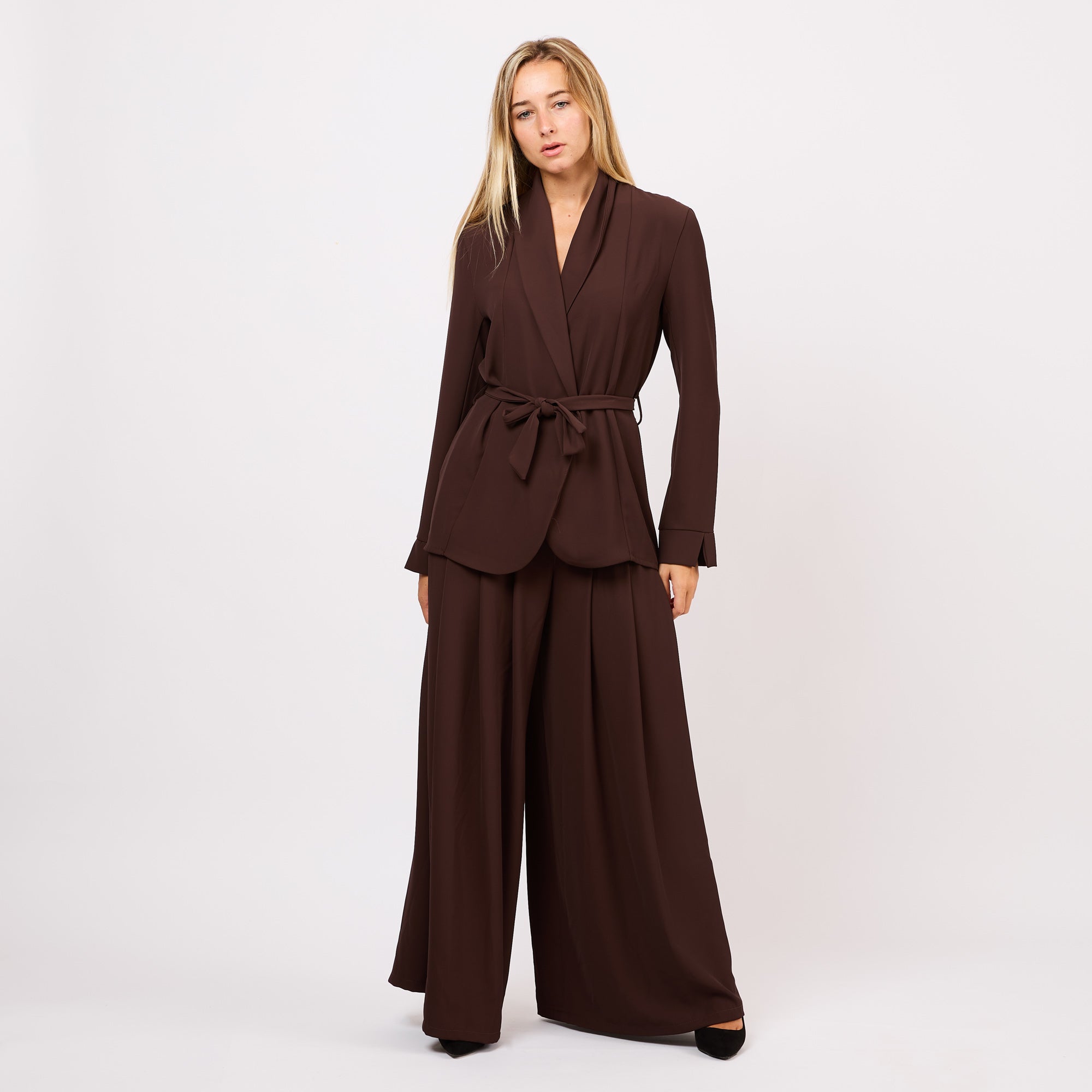 [MIXMUSE.COUTURE]Completo in tessuto fluido con blazer e pantaloni a palazzo