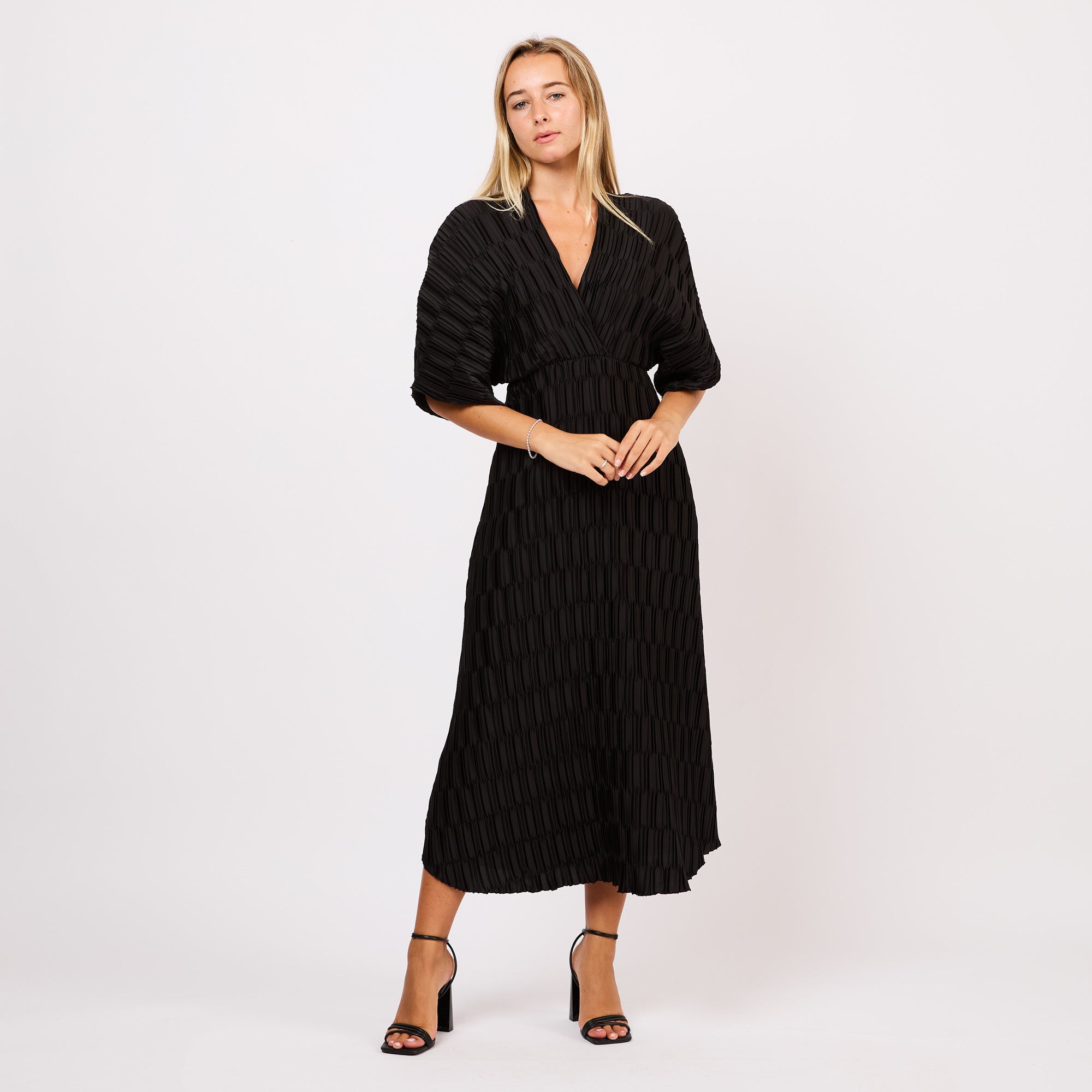 [MIXMUSE.COUTURE] Abito midi plissettato con maniche kimono
