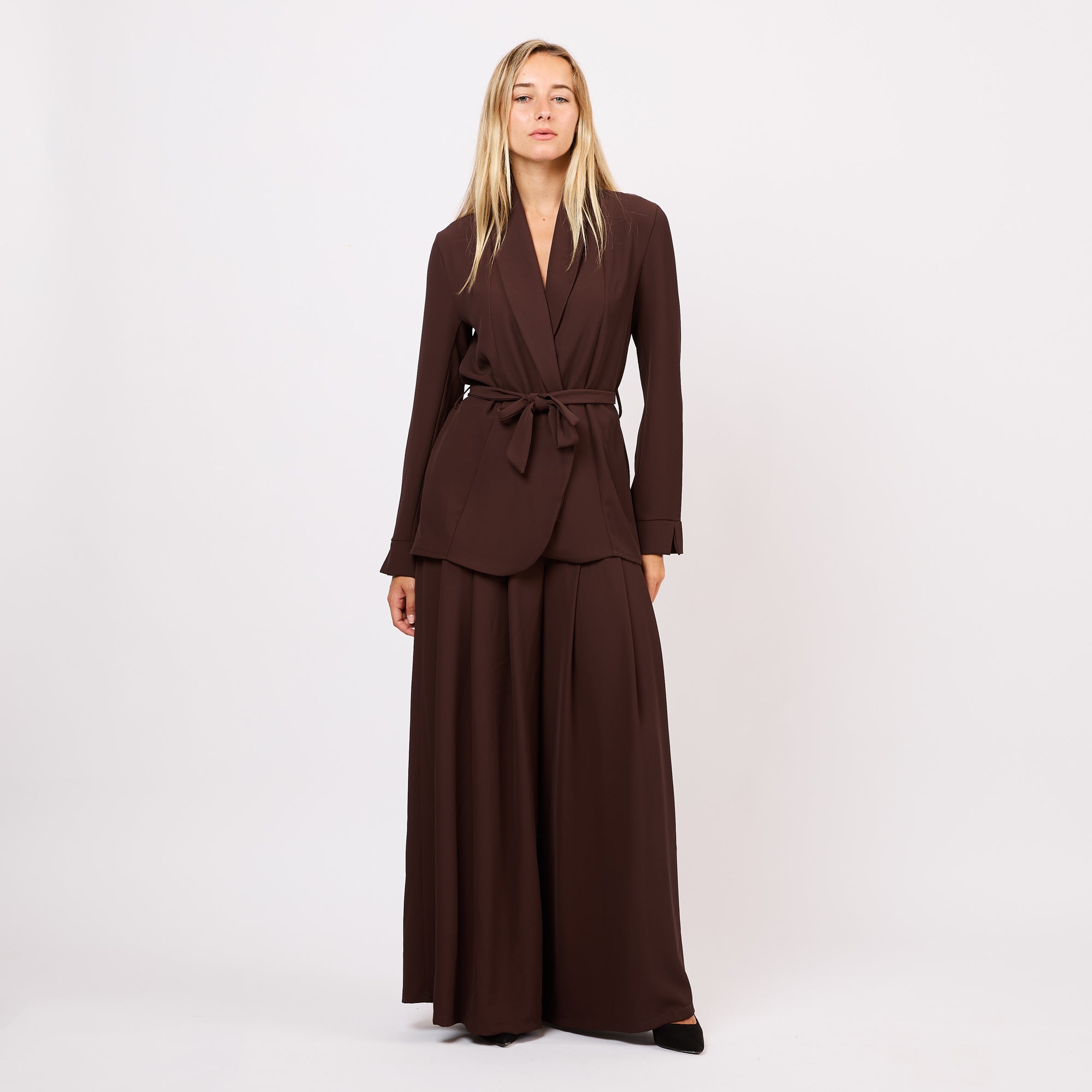 [MIXMUSE.COUTURE]Completo in tessuto fluido con blazer e pantaloni a palazzo