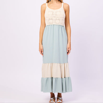 Abito Lungo Con Crochet e Pannello a Contrasto